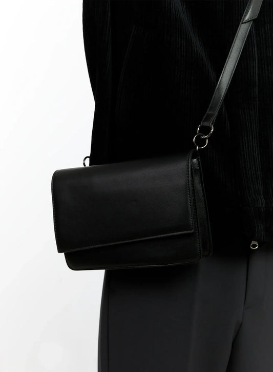 Oliuen | Minimalistische Umhängetasche