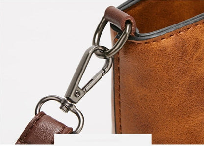 Ralaana | Schultertasche aus Leder