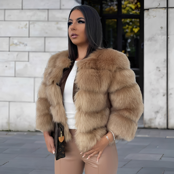 Amelia | Warmer Kunstpelzmantel für Frauen