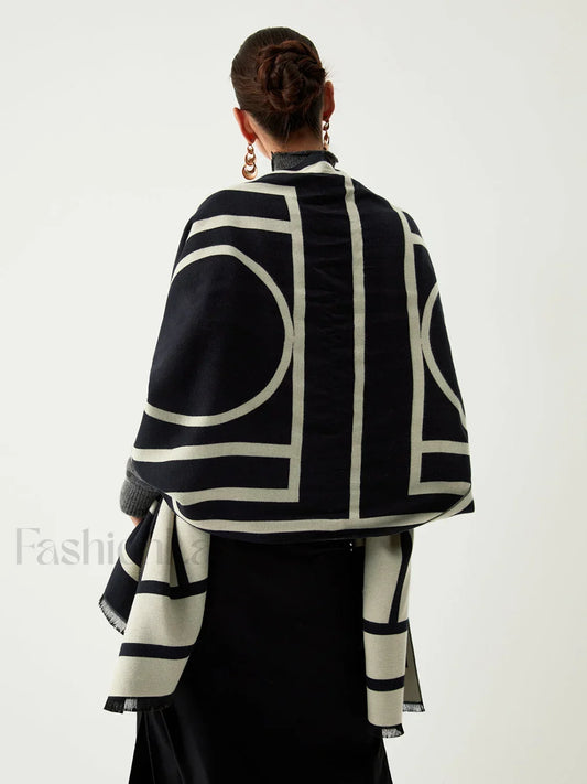 Tiiaette | Wollmisch Schal mit Muster